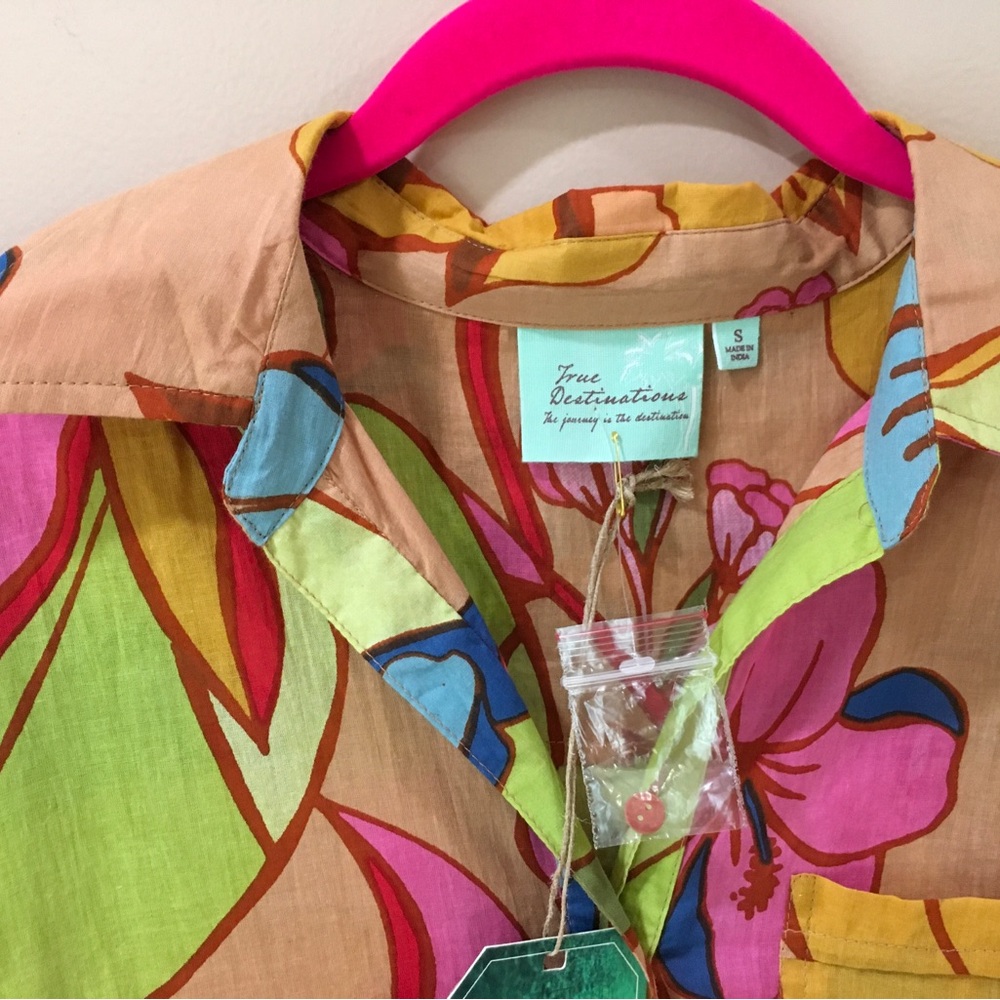 NWT True Destinations Tropical Floral Button Up Shirt Blouse Hi-Low Womens Small - Picture 5 of 6